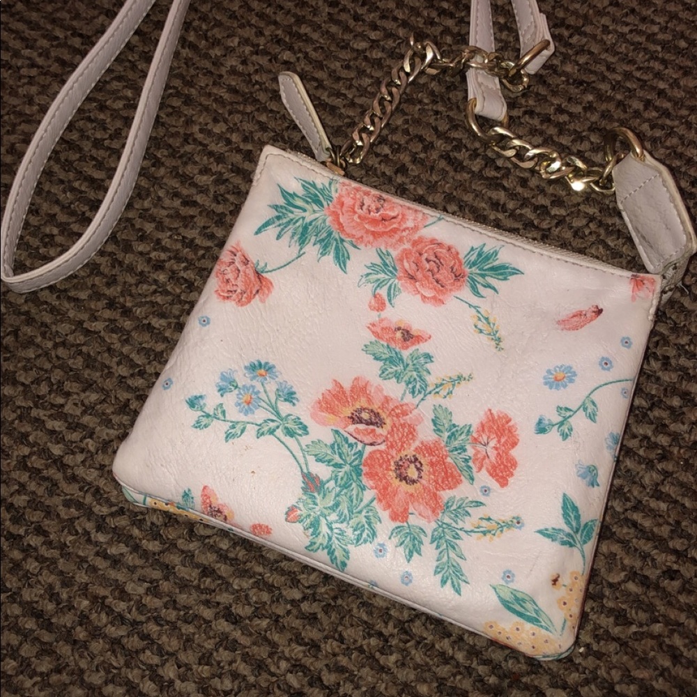 Purse - Picture 3 of 3
